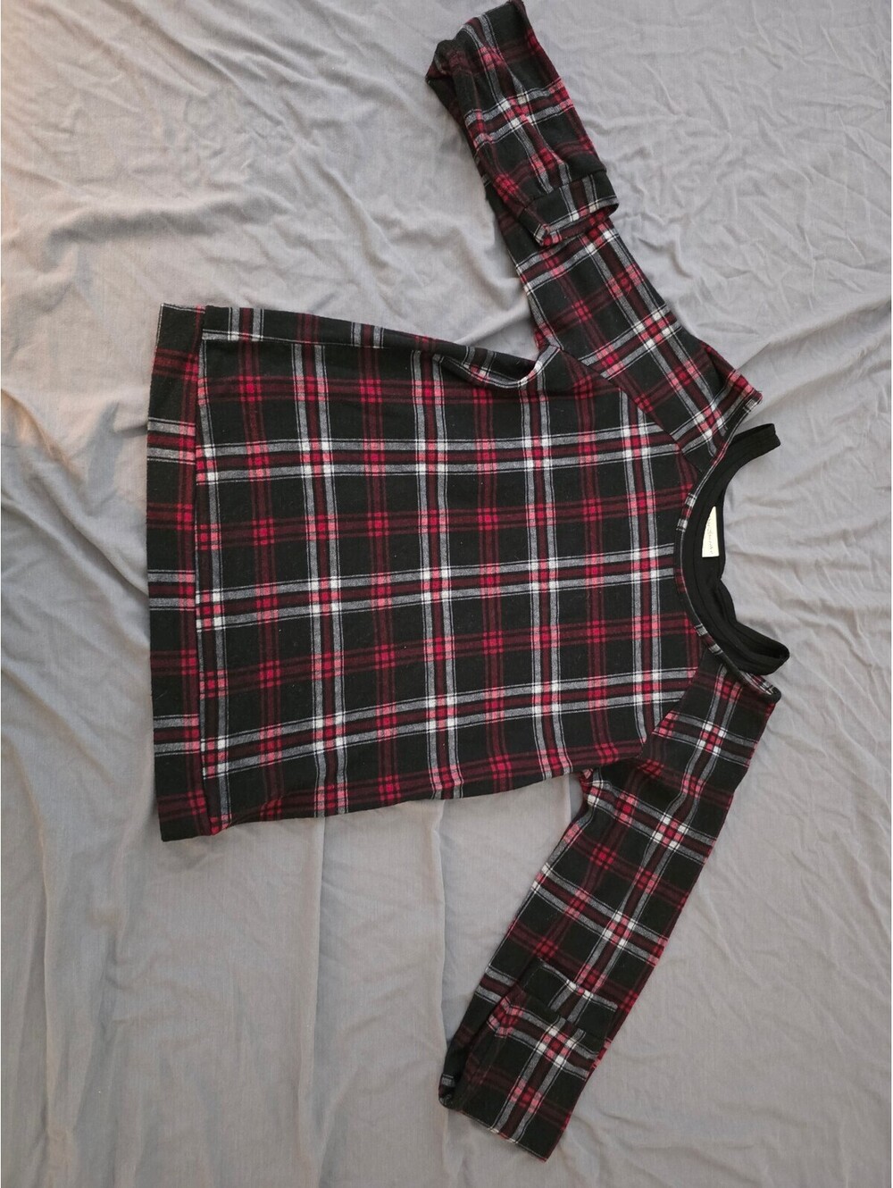 Bobbie Brooks Ladies Medium Plaid Long Sleeve Shirt